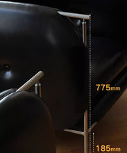 Load image into Gallery viewer, Monroe sofa