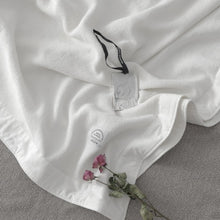 Load image into Gallery viewer, Conji cotton Blanket