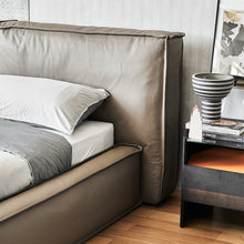 Load image into Gallery viewer, LLYAR leather bed