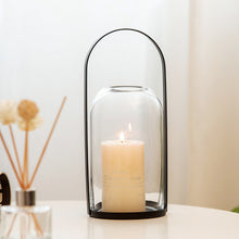 Load image into Gallery viewer, Bertha candle holder