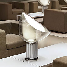 Load image into Gallery viewer, Reece table lamp