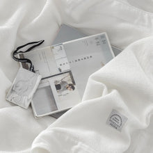 Load image into Gallery viewer, Conji cotton Blanket