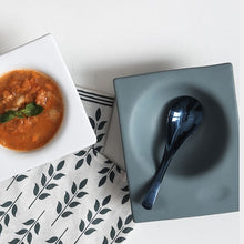 Load image into Gallery viewer, Newell soup plate