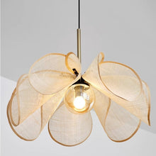 Load image into Gallery viewer, Jeta flower rattan chandelier
