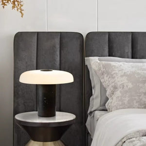 Swee table lamp