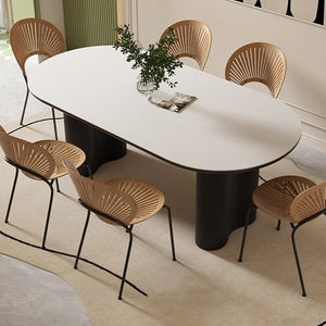 Isak dining table