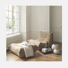 Load image into Gallery viewer, Caroline sofa
