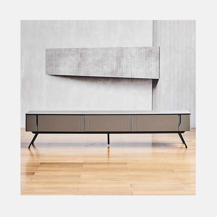 Hailey TV console