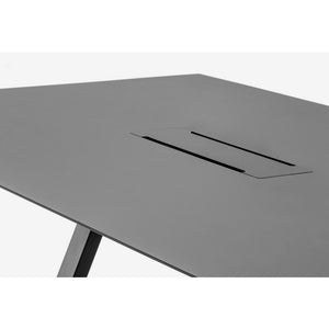 Hoha dining table