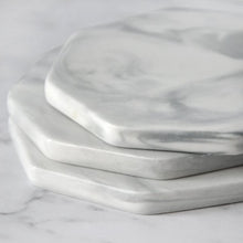 Load image into Gallery viewer, Marble coaster set 4
