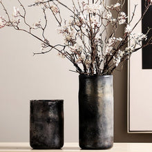 Load image into Gallery viewer, Hadara Ceramic vase
