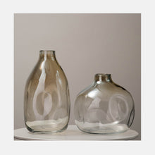 Load image into Gallery viewer, MG glass vase
